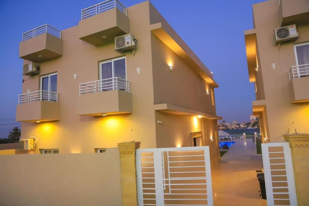Royal Nile Villas - Nile View Apartment 2 樂蜀 外观 照片