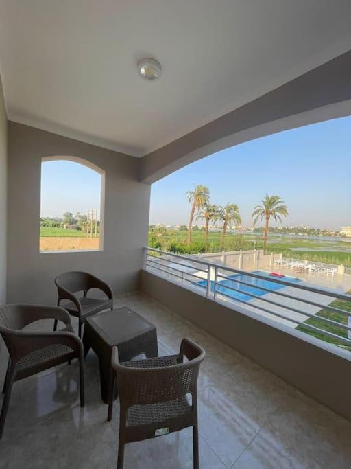 Royal Nile Villas - Nile View Apartment 2 樂蜀 外观 照片