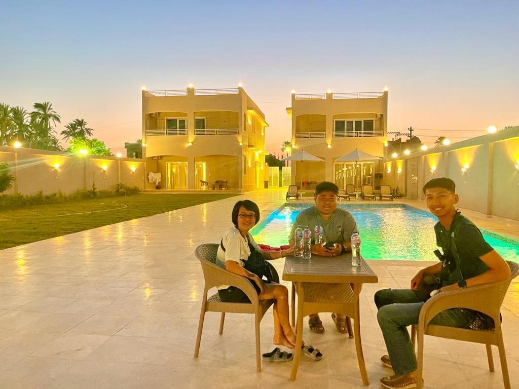 Royal Nile Villas - Nile View Apartment 2 樂蜀 外观 照片